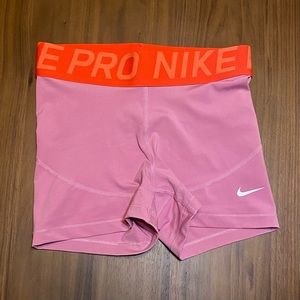 Women’s Nike Pro Shorts 3”